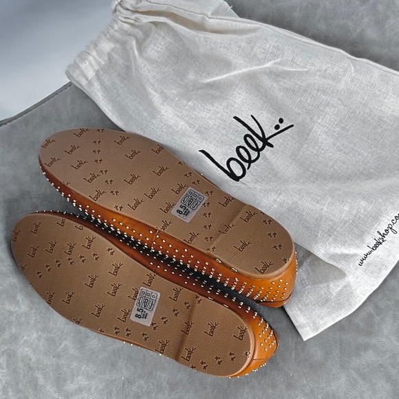 Beek Swiftlet Stud Ballet Slipper TAN - Picture 7 of 10